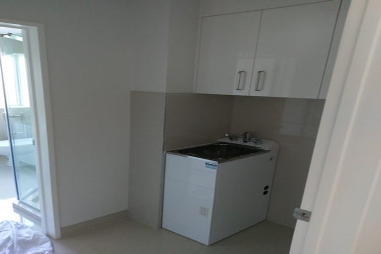 Photo of property in 163 Tiriwa Drive, Massey, Auckland, 0614