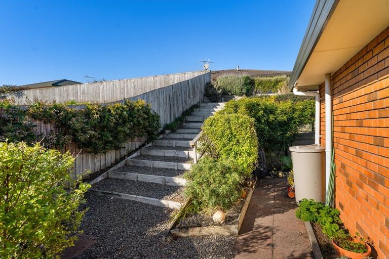 Photo of property in 117 Realm Drive, Paraparaumu, 5032