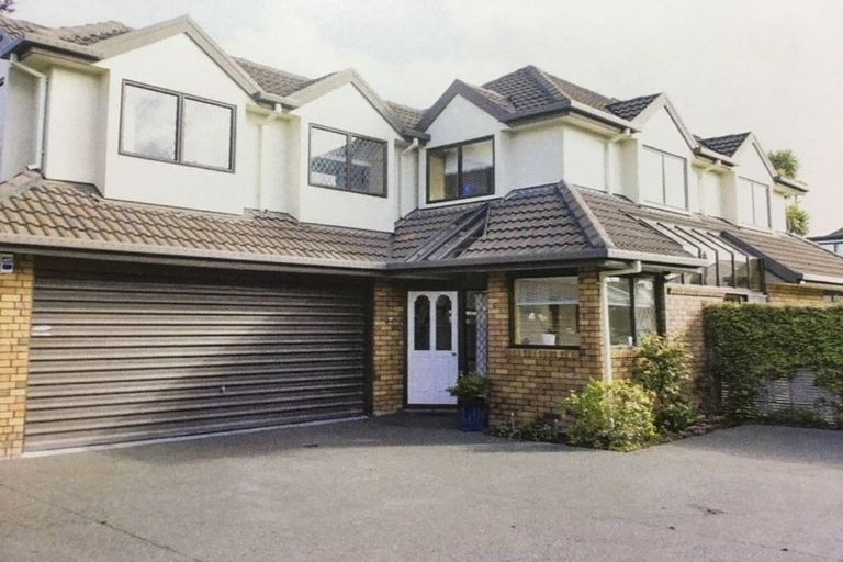 Photo of property in 33a Harakeke Street, Riccarton, Christchurch, 8011