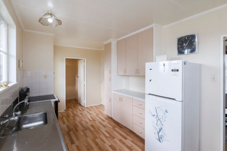 Photo of property in 17 Cavendish Crescent, Awapuni, Palmerston North, 4412