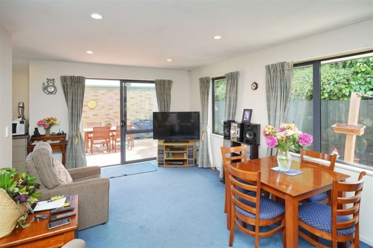 Photo of property in 2/710 Worcester Street, Linwood, Christchurch, 8062