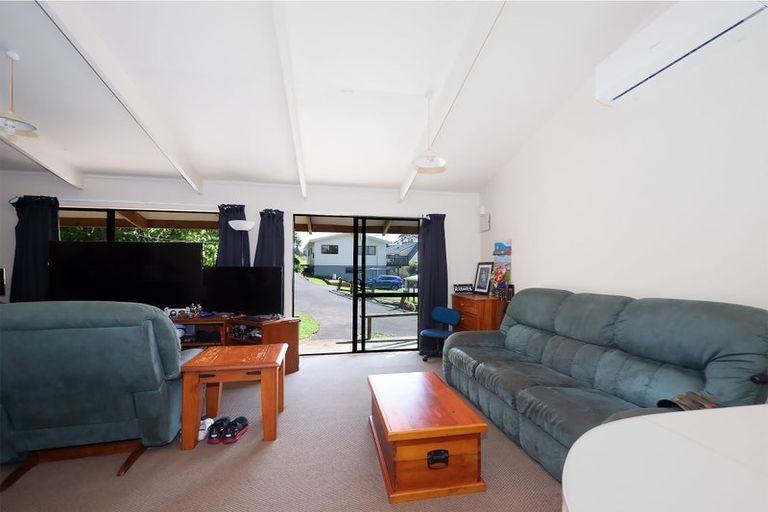 Photo of property in 16a-b Golf View Road, Kerikeri, 0230