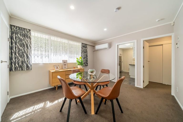 Photo of property in 2/22 Burns Grove, Trentham, Upper Hutt, 5018