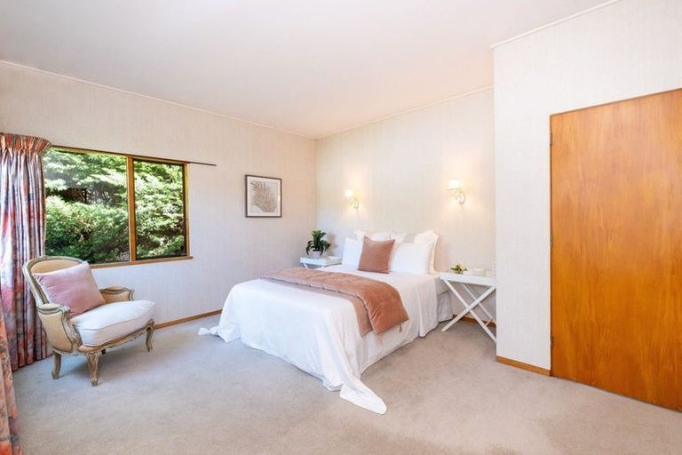 Photo of property in 3 Kopanga Road, Havelock North, 4130