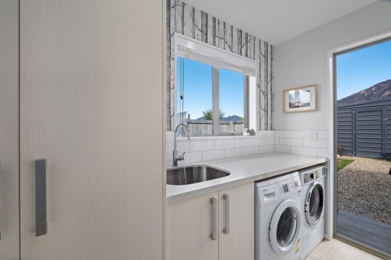 Photo of property in 8 Bell Street, Lake Hawea, Wanaka, 9382