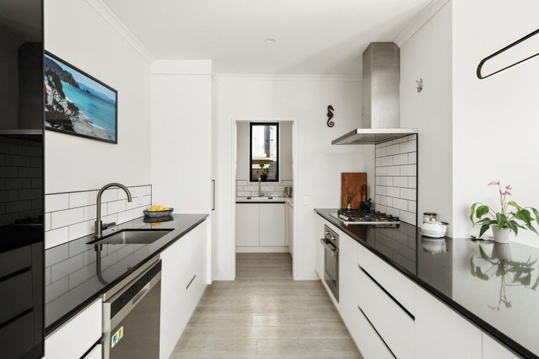 Photo of property in 83 Adler Drive, Ohauiti, Tauranga, 3112