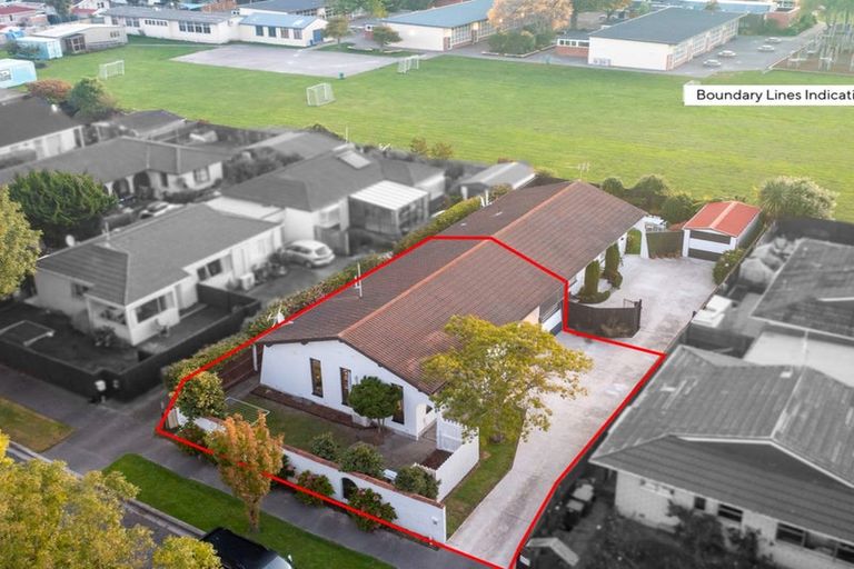 Photo of property in 1/18 Heaphy Place, Casebrook, Christchurch, 8051