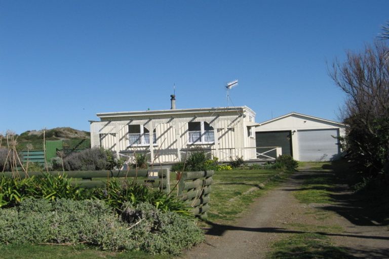 Photo of property in 10 Mahuri Street, Himatangi Beach, Foxton, 4891
