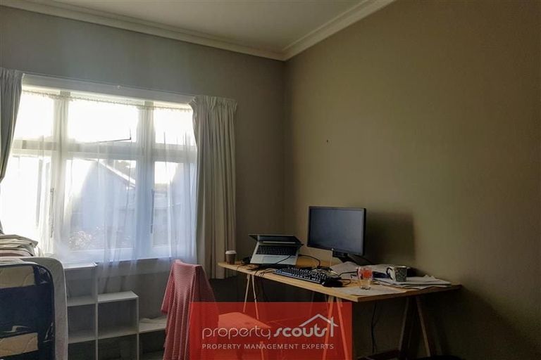 Photo of property in 40 Waiwaka Terrace, Strandon, New Plymouth, 4312