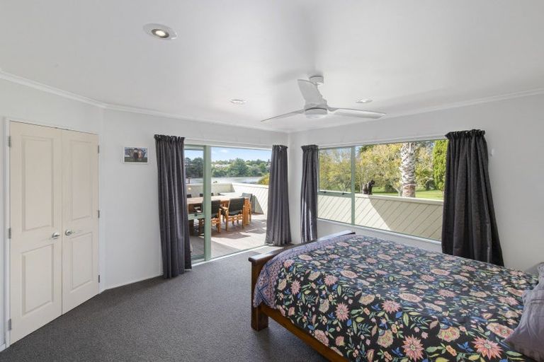 Photo of property in 37 Riverside Drive, Waiuku, 2123