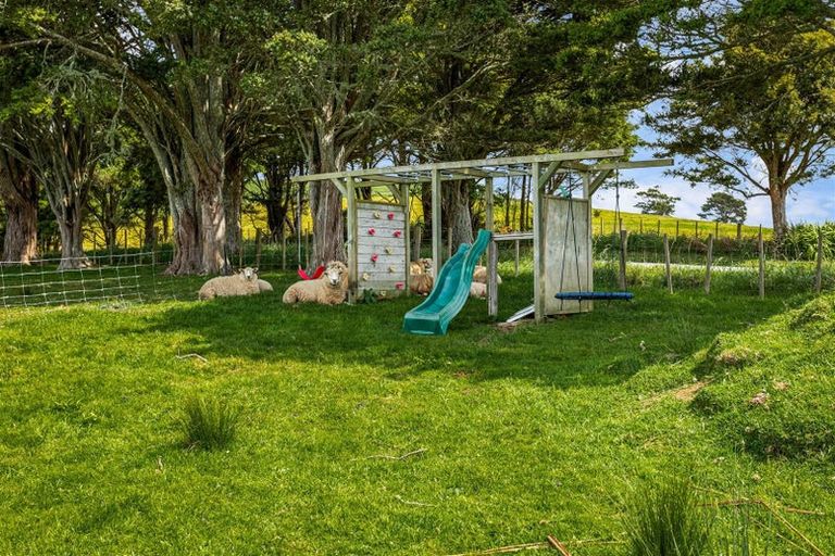 Photo of property in 109 Boyd Access Road, Whangaripo, Wellsford, 0974