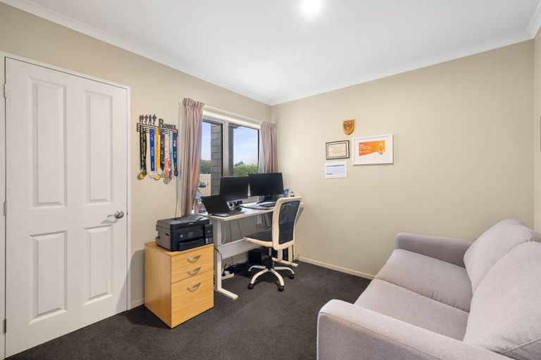 Photo of property in 11 Tawa Place, Parklands, Christchurch, 8083