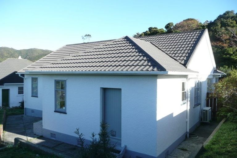 Photo of property in 40 Sunshine Avenue, Karori, Wellington, 6012