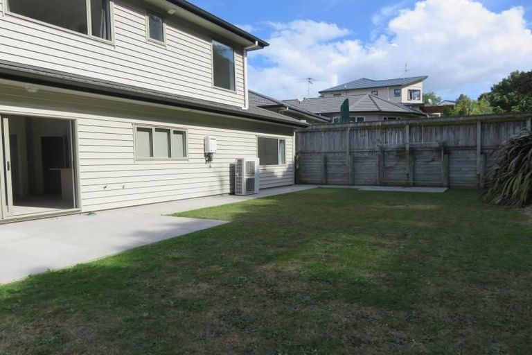Photo of property in 15 Wantwood Grove, Churton Park, Wellington, 6037