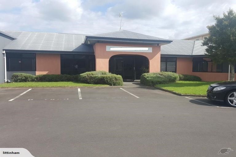 Photo of property in 1d Daytona Road, Henderson, Auckland, 0610
