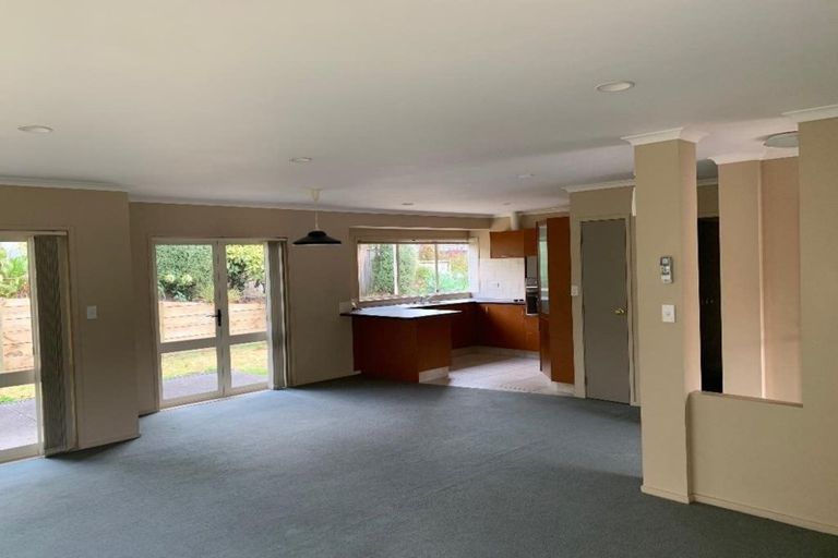 Photo of property in 19 Hawk Place, Welcome Bay, Tauranga, 3112