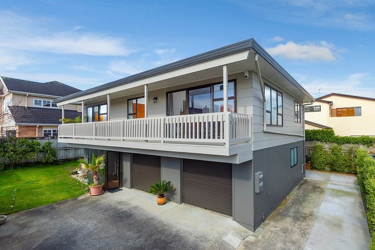 Photo of property in 12a Raymond Street, Point Chevalier, Auckland, 1022