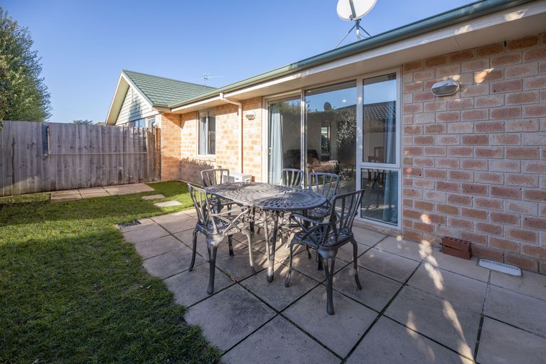 Photo of property in 24c Tika Street, Riccarton, Christchurch, 8041
