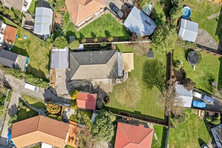 Photo of property in 10 Mckellar Place, Hornby, Christchurch, 8042