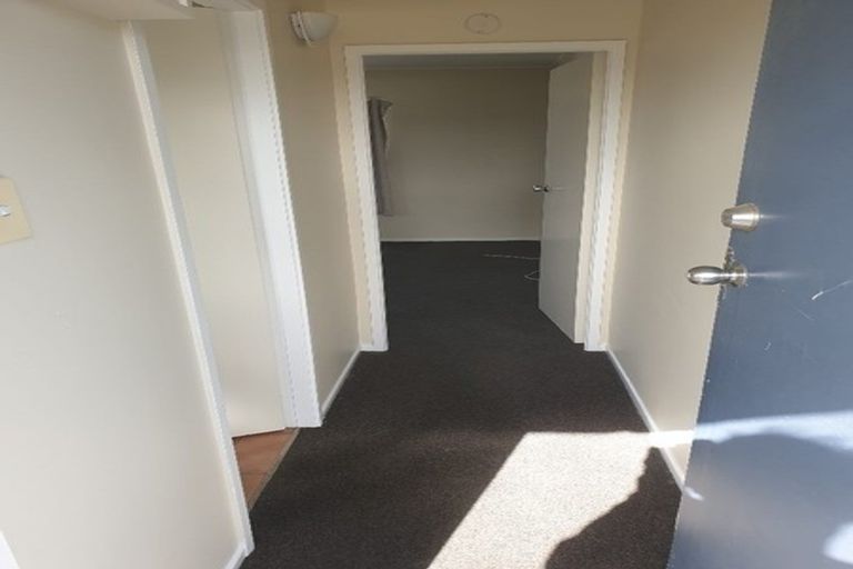 Photo of property in 9/52 Russell Terrace, Berhampore, Wellington, 6023