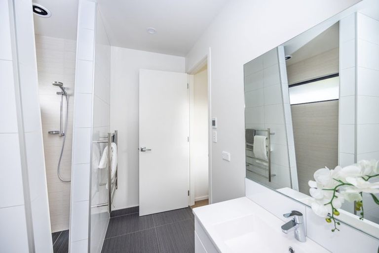 Photo of property in 12 Kentwood Place, Flagstaff, Hamilton, 3210