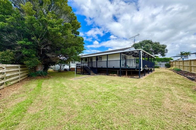 Photo of property in 158 Pigeon Mountain Road, Half Moon Bay, Auckland, 2012