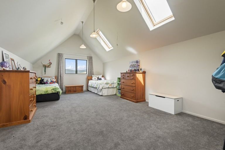 Photo of property in 307 Ngahere Park Road, Turitea, Palmerston North, 4472