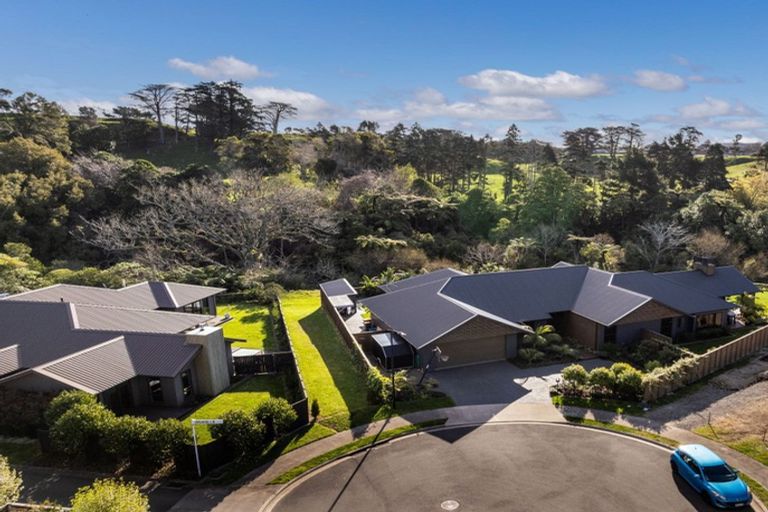 Photo of property in 10 Pike Place, Ferndale, New Plymouth, 4310