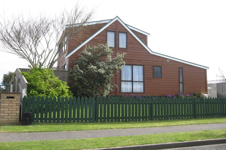 Photo of property in 5 Waharua Place, Tawhero, Whanganui, 4501