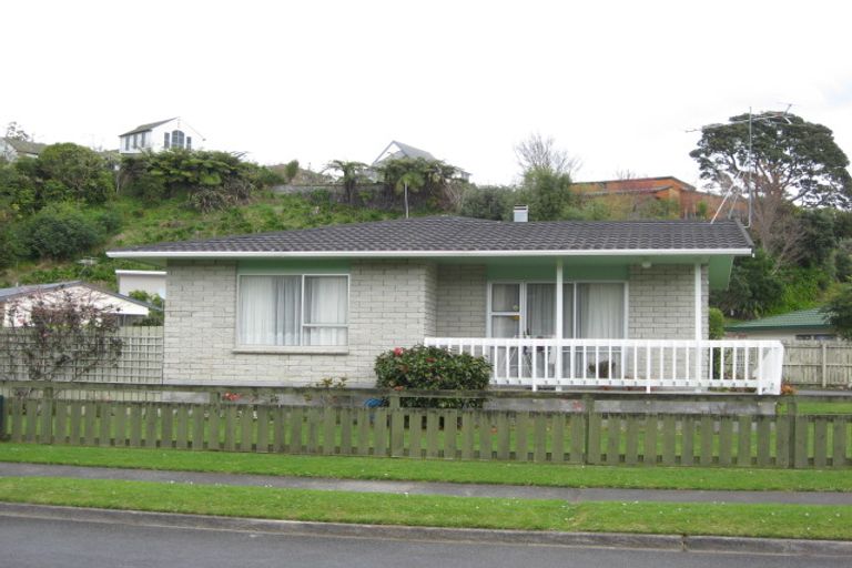 Photo of property in 24 Roto Street, Westown, New Plymouth, 4310