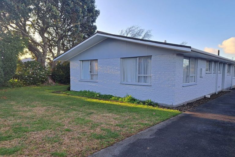 Photo of property in 12 Glamis Avenue, Bell Block, New Plymouth, 4312