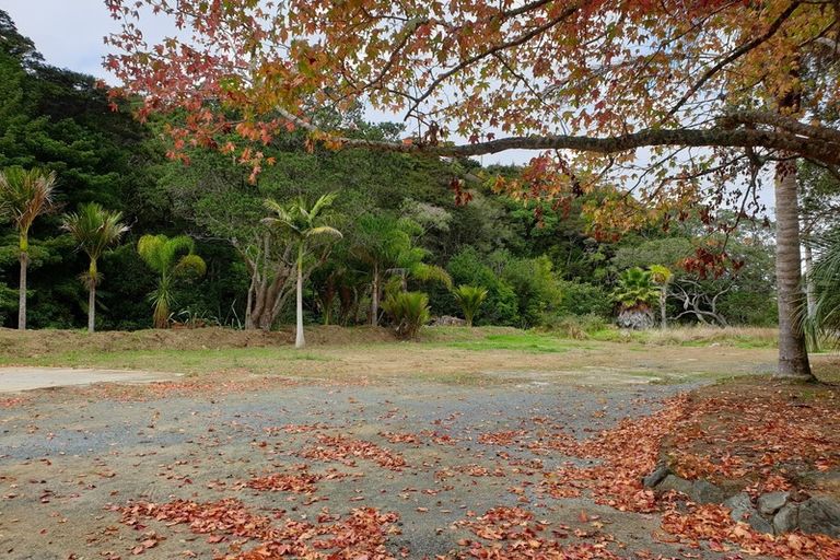 Photo of property in 42 Coxhead Creek Road, Whangateau, 0985