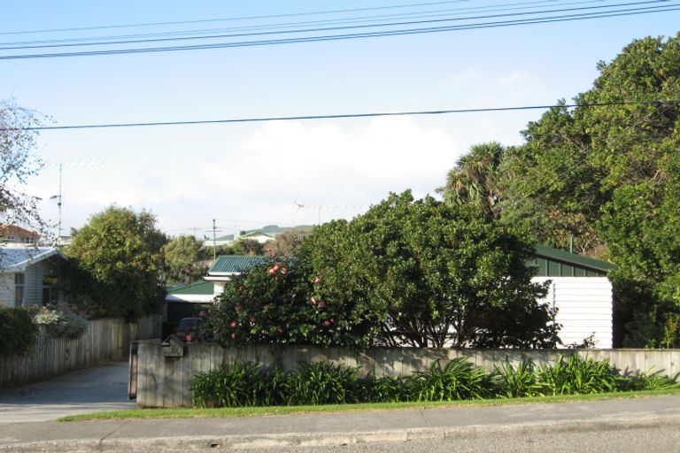 Photo of property in 22 Hillcrest Road, Raumati South, Paraparaumu, 5032