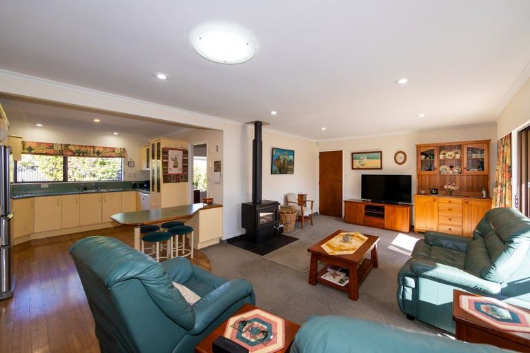Photo of property in 12b Avondale Road, Taradale, Napier, 4112