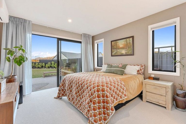 Photo of property in 33 Atkins Road, Luggate, Wanaka, 9382