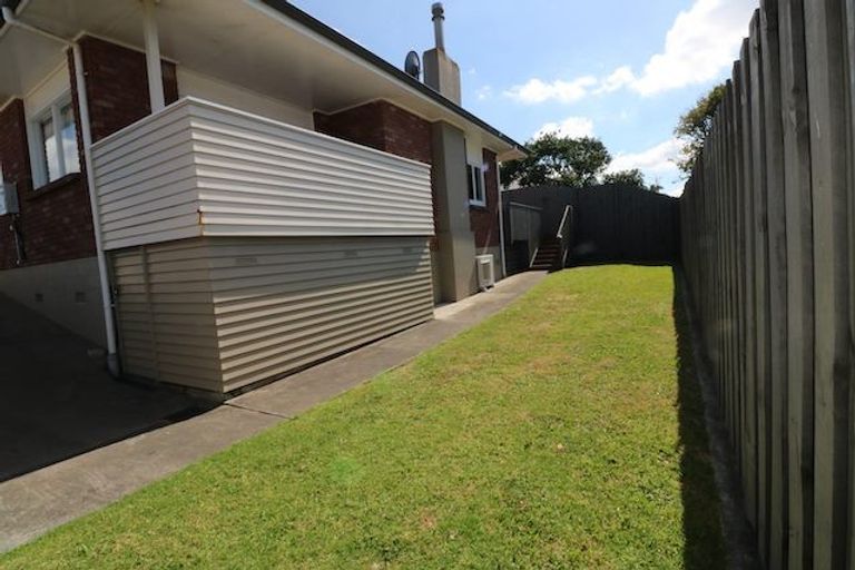 Photo of property in 122a Puhinui Road, Papatoetoe, Auckland, 2104