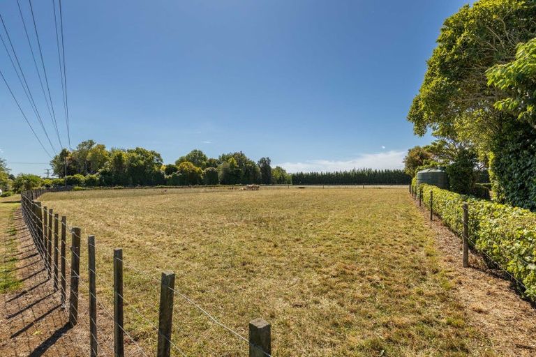 Photo of property in 291 Manutahi Road, Lepperton, New Plymouth, 4372