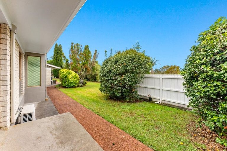 Photo of property in 5/4 Ashby Place, Pukekohe, 2120