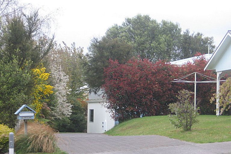 Photo of property in 1/16 Hindmarsh Drive, Rangatira Park, Taupo, 3330