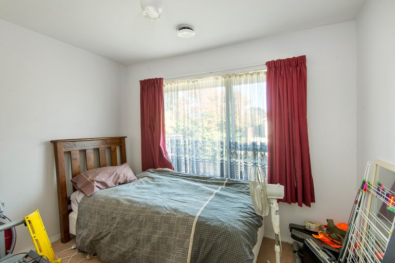 Photo of property in 50 Denise Crescent, Hornby, Christchurch, 8042