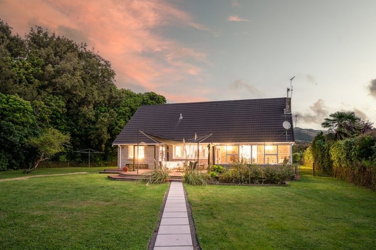 Photo of property in 5-7 Kohekohe Road, Waikanae, 5036