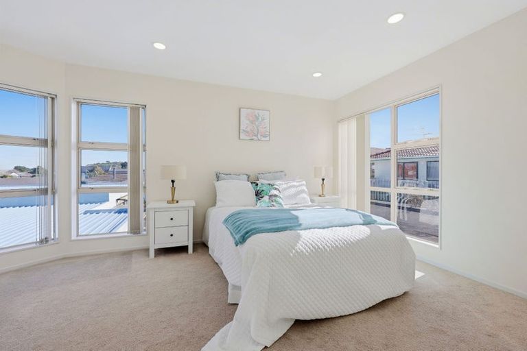 Photo of property in 74a Priestley Drive, Bucklands Beach, Auckland, 2014
