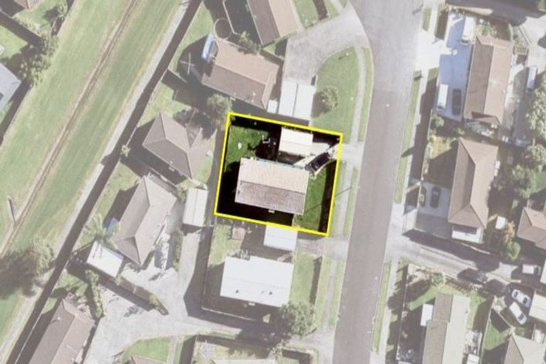 Photo of property in 2/20 Silver Creek Road, Weymouth, Auckland, 2103