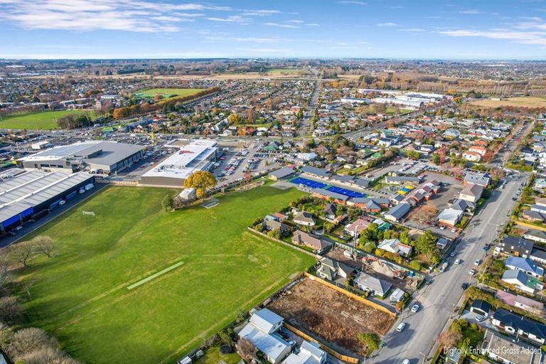 Photo of property in 32 Vagues Road, Northcote, Christchurch, 8052