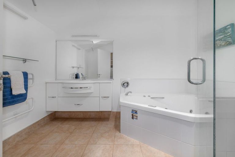 Photo of property in 17 Victoria Street, Foxton, 4814