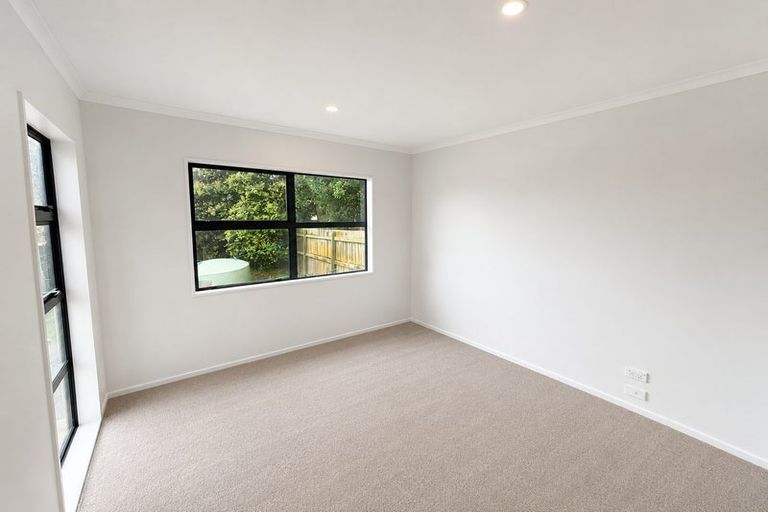 Photo of property in 86a Barrys Road, Glendene, Auckland, 0602