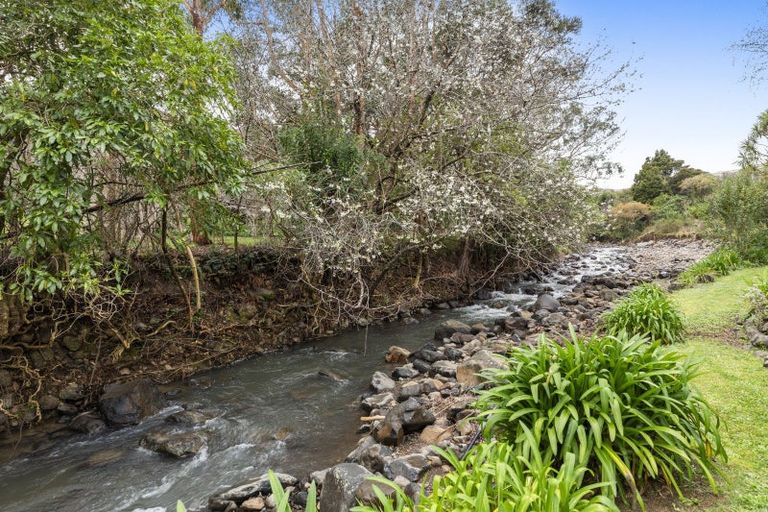 Photo of property in 215 Okuti Valley Road, Little River, 7591