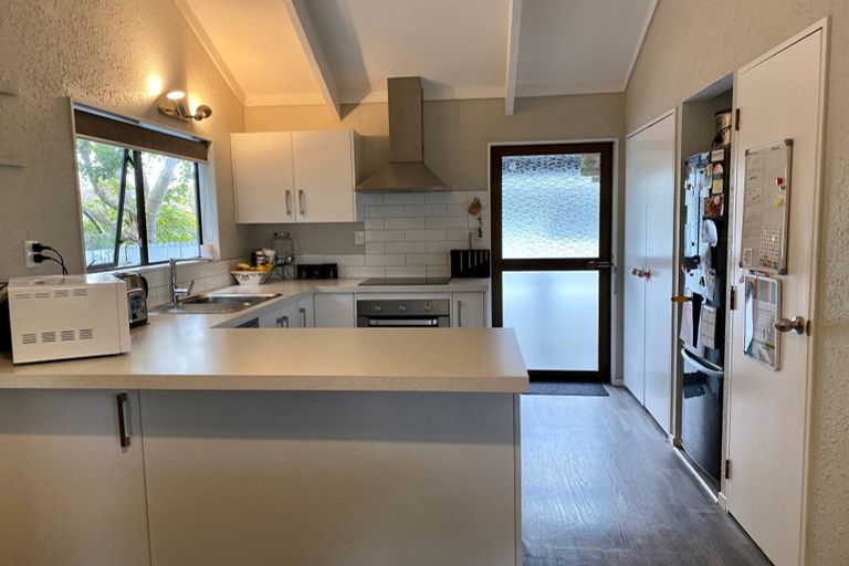 Photo of property in 11a Young Street, Claudelands, Hamilton, 3214