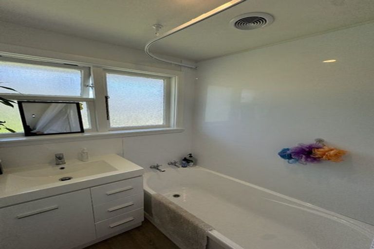 Photo of property in 37 Fenchurch Street, Redwood, Christchurch, 8051