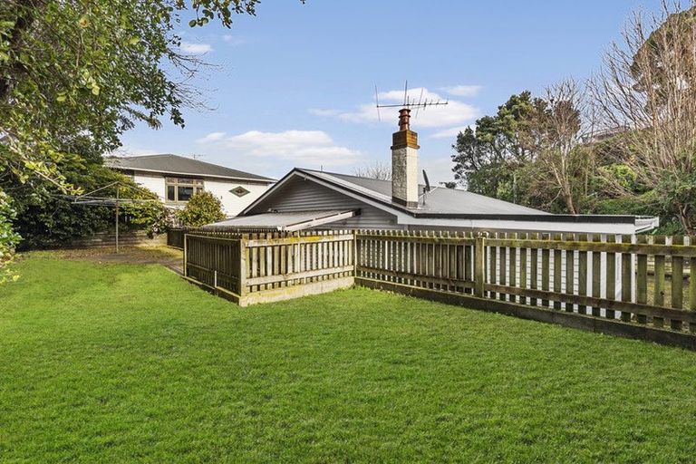 Photo of property in 12 Darlington Terrace, Miramar, Wellington, 6022